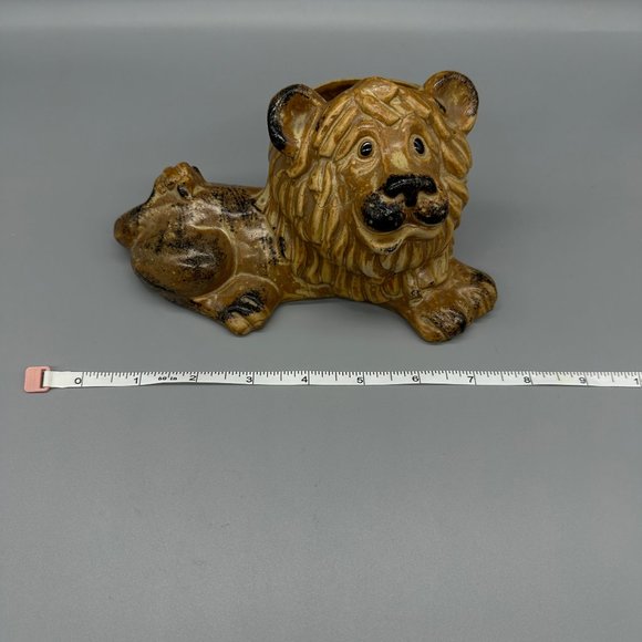 Vintage Lion Planter - Picture 7 of 7
